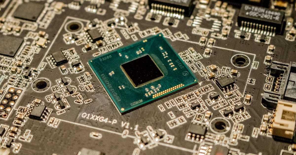 AMD’s 9950X3D2 Dual Edition Unifies Cache Across Dies, Boosting Gaming Performance by 10%